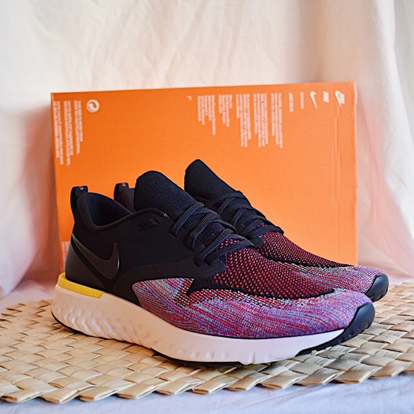 🚨SOLD🚨NEW Nike Odyssey React 2 Flyknit - Picture 2 of 8